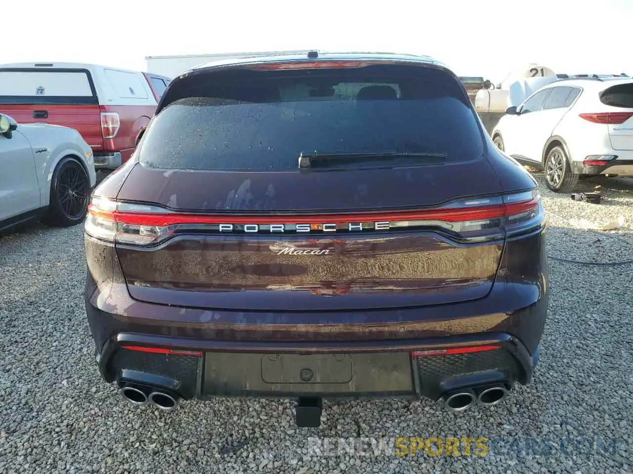 6 fotografías del automóvil dañado WP1AA2A54PLB15893 PORSCHE MACAN BASE 2023