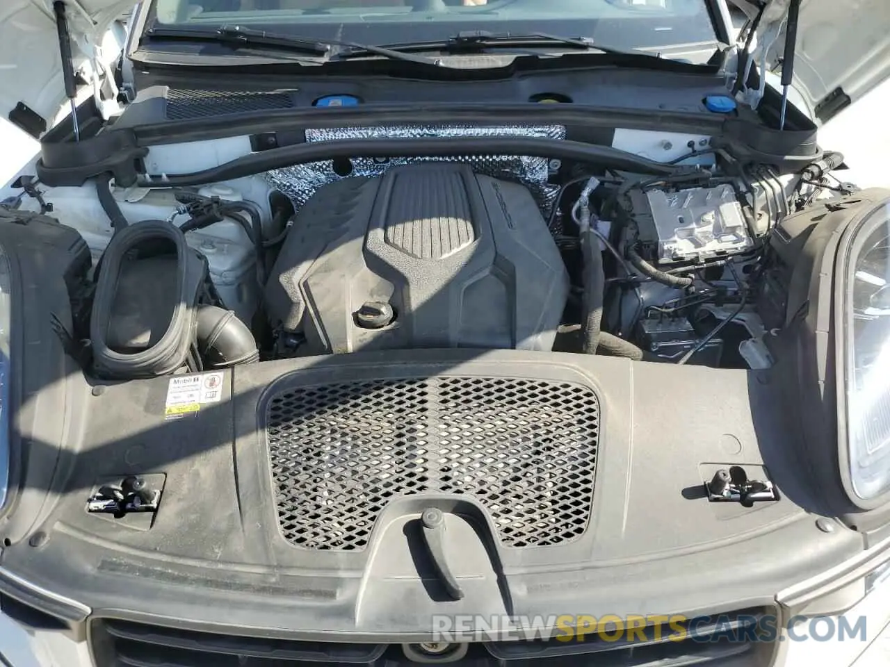 12 fotografías del automóvil dañado WP1AA2A54PLB17689 PORSCHE MACAN BASE 2023