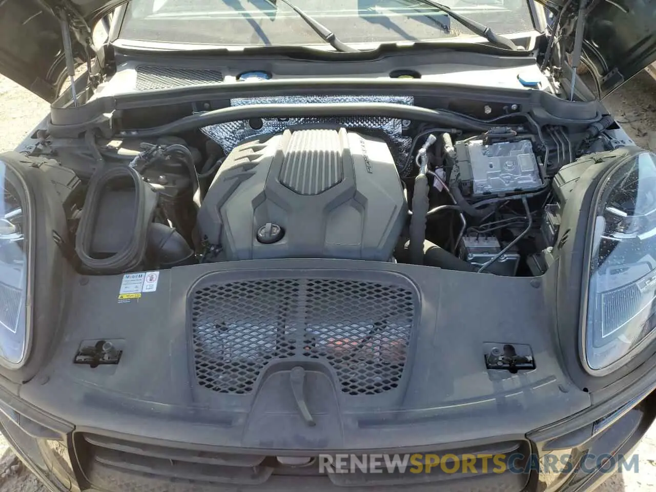 11 fotografías del automóvil dañado WP1AA2A55PLB04899 PORSCHE MACAN BASE 2023