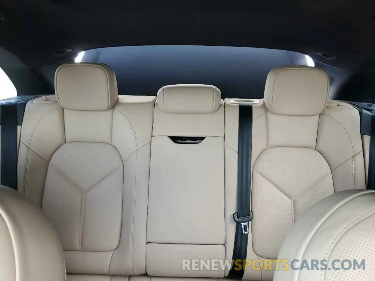 10 fotografías del automóvil dañado WP1AA2A55PLB15269 PORSCHE MACAN BASE 2023