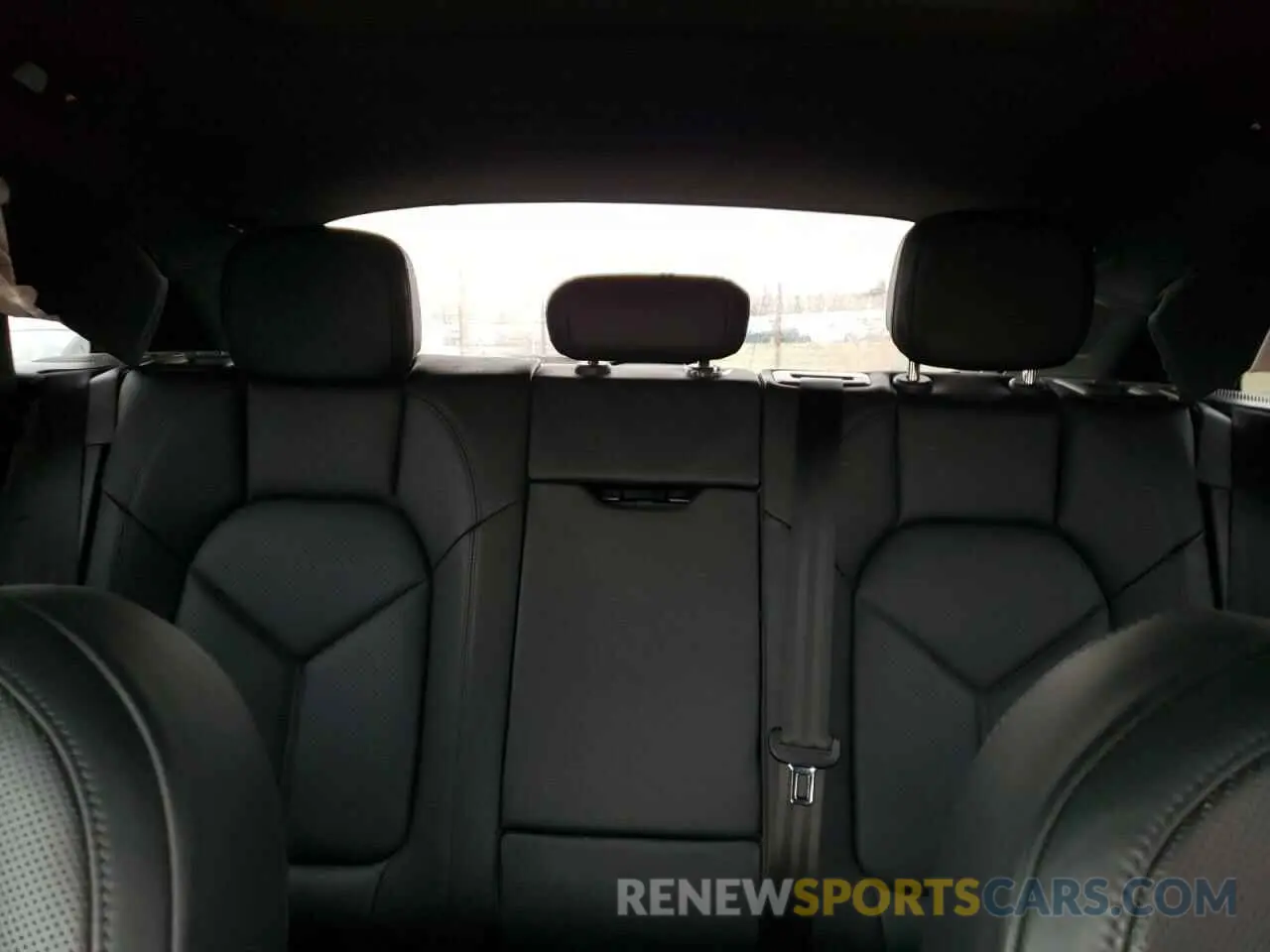 10 fotografías del automóvil dañado WP1AA2A56PLB04233 PORSCHE MACAN BASE 2023