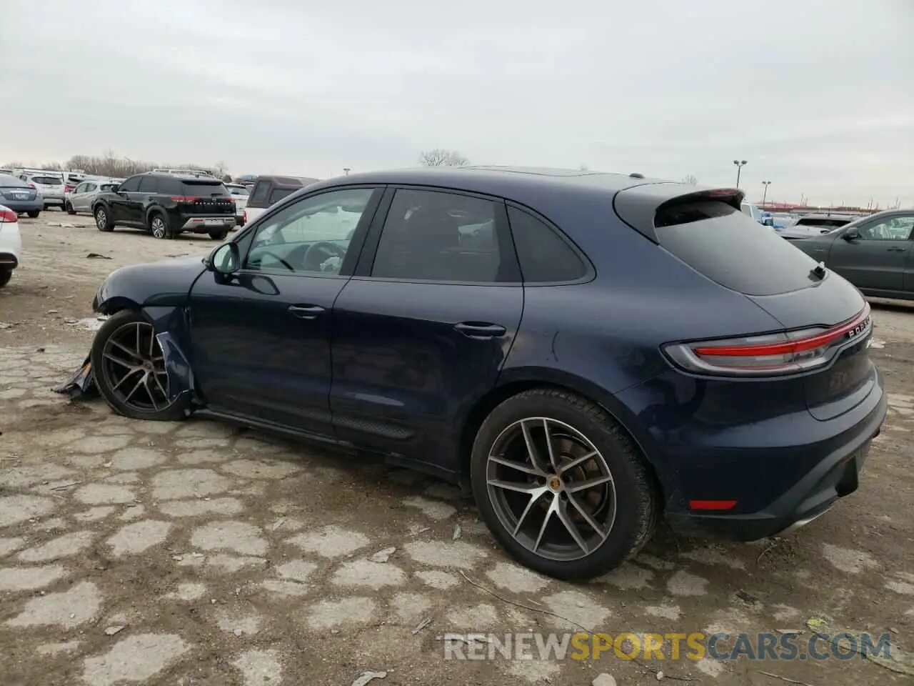 2 fotografías del automóvil dañado WP1AA2A56PLB04233 PORSCHE MACAN BASE 2023