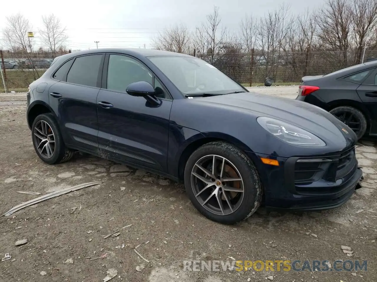 4 fotografías del automóvil dañado WP1AA2A56PLB04233 PORSCHE MACAN BASE 2023