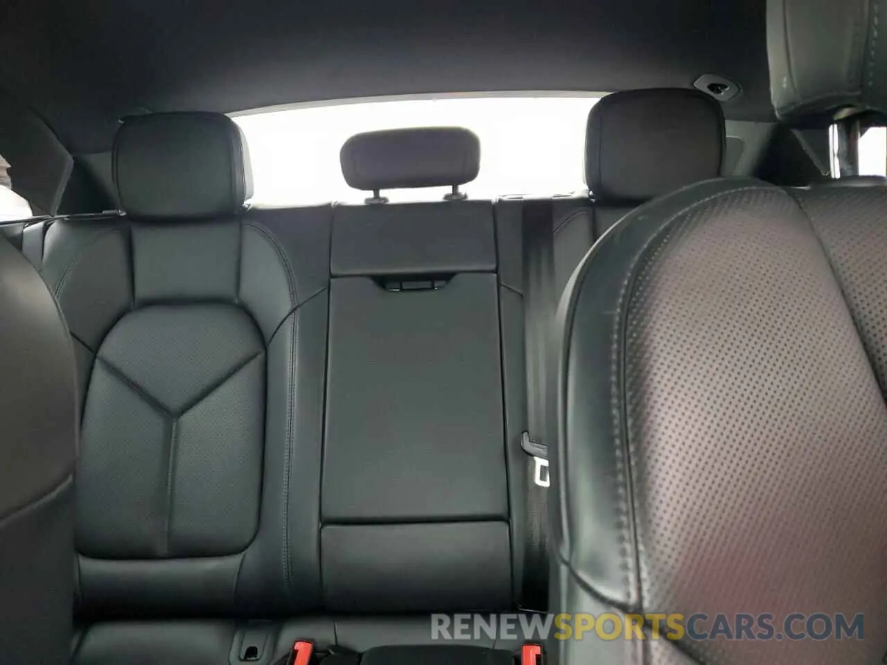 10 fotografías del automóvil dañado WP1AA2A56PLB05074 PORSCHE MACAN BASE 2023