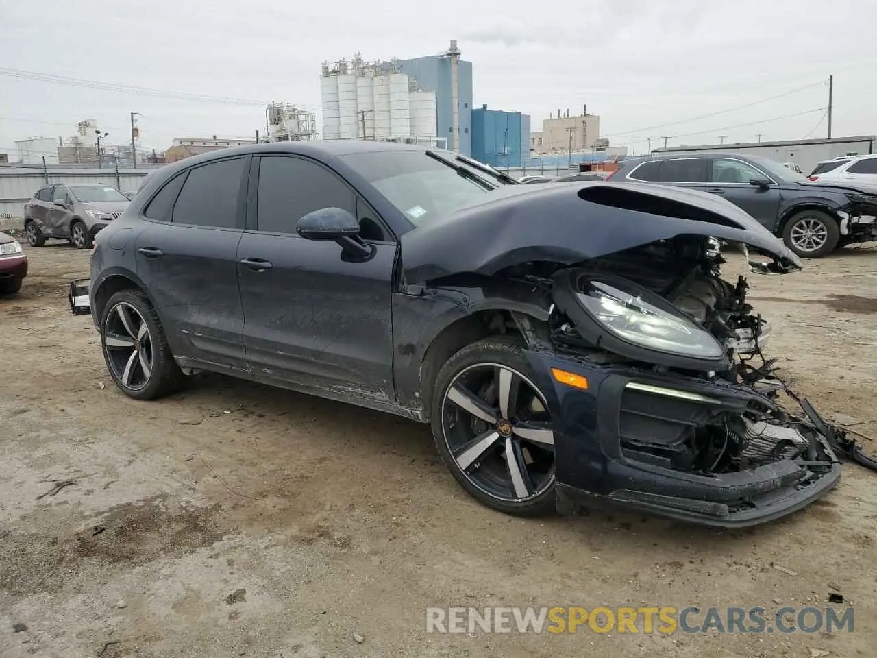 4 fotografías del automóvil dañado WP1AA2A56PLB05074 PORSCHE MACAN BASE 2023