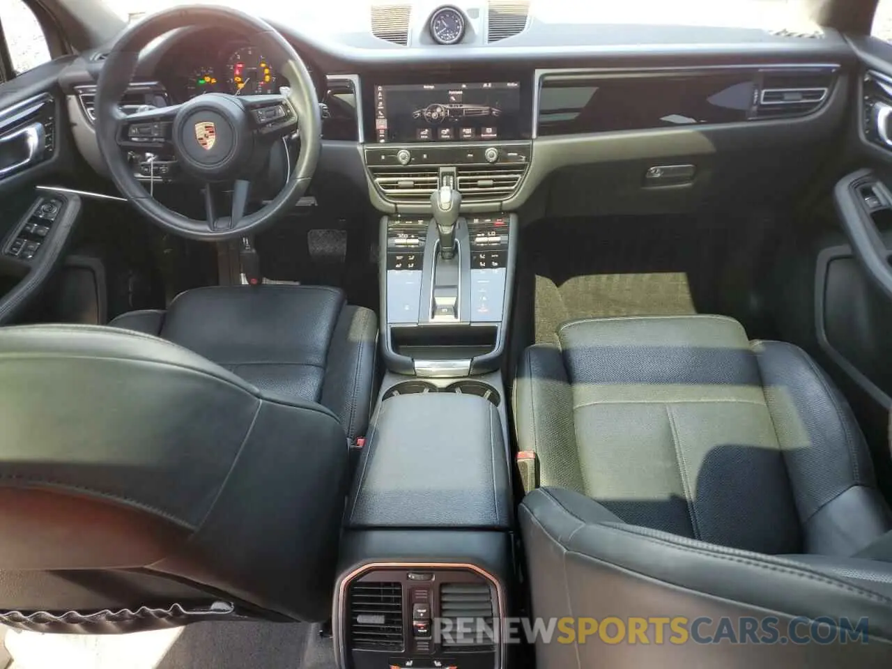 8 fotografías del automóvil dañado WP1AA2A57PLB07402 PORSCHE MACAN BASE 2023