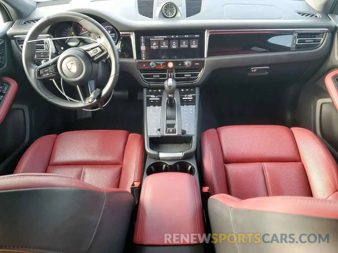 8 fotografías del automóvil dañado WP1AA2A57PLB07657 PORSCHE MACAN BASE 2023