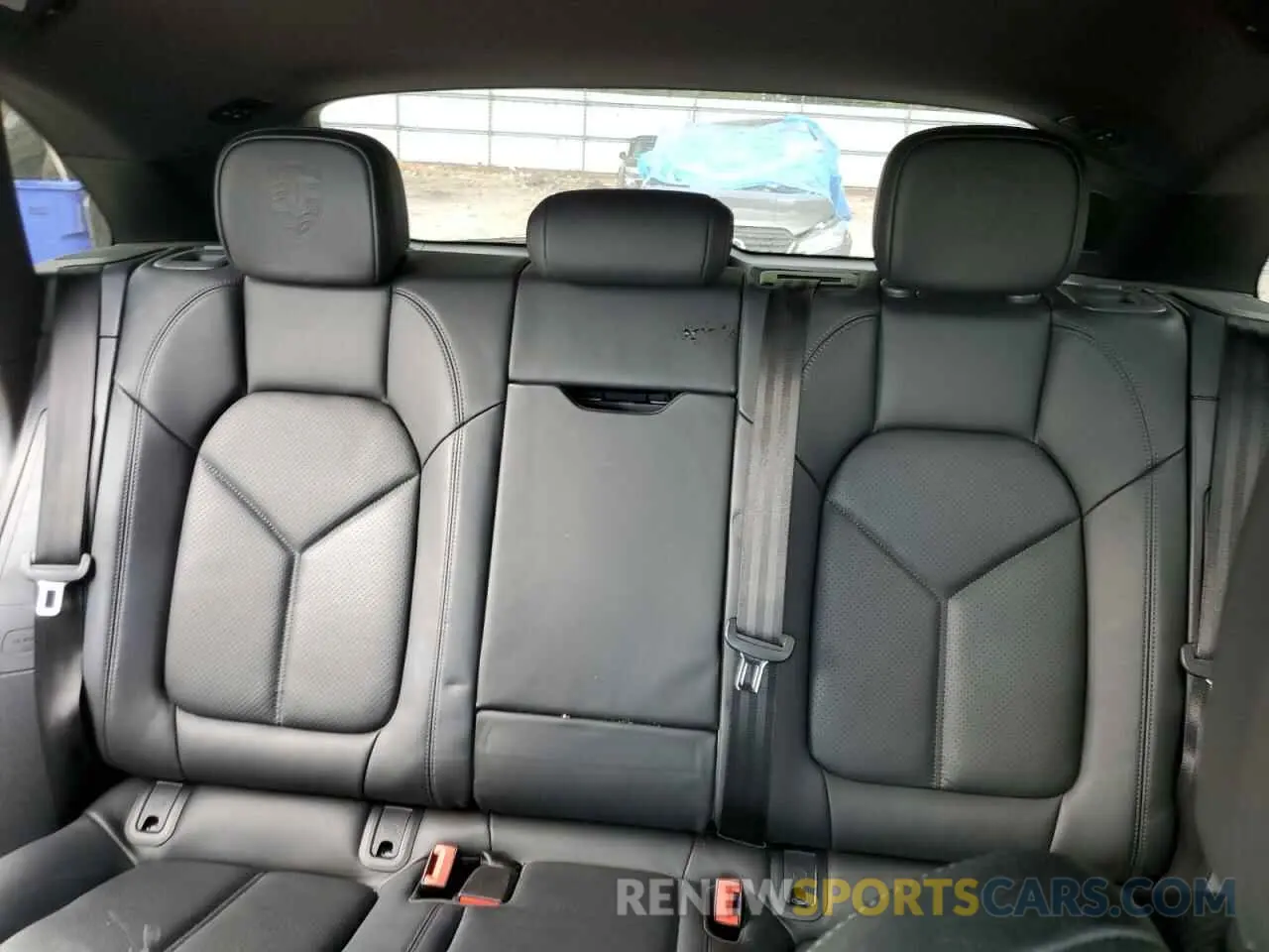 10 fotografías del automóvil dañado WP1AA2A57PLB10221 PORSCHE MACAN BASE 2023