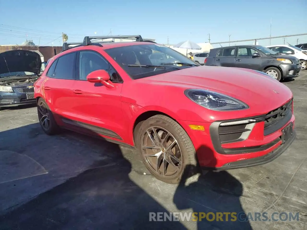 4 fotografías del automóvil dañado WP1AA2A58PLB05545 PORSCHE MACAN BASE 2023