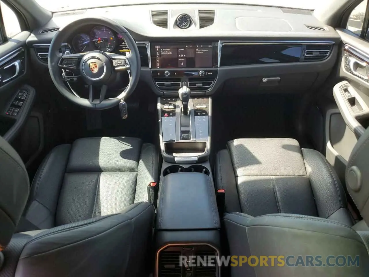 8 fotografías del automóvil dañado WP1AA2A58PLB08235 PORSCHE MACAN BASE 2023