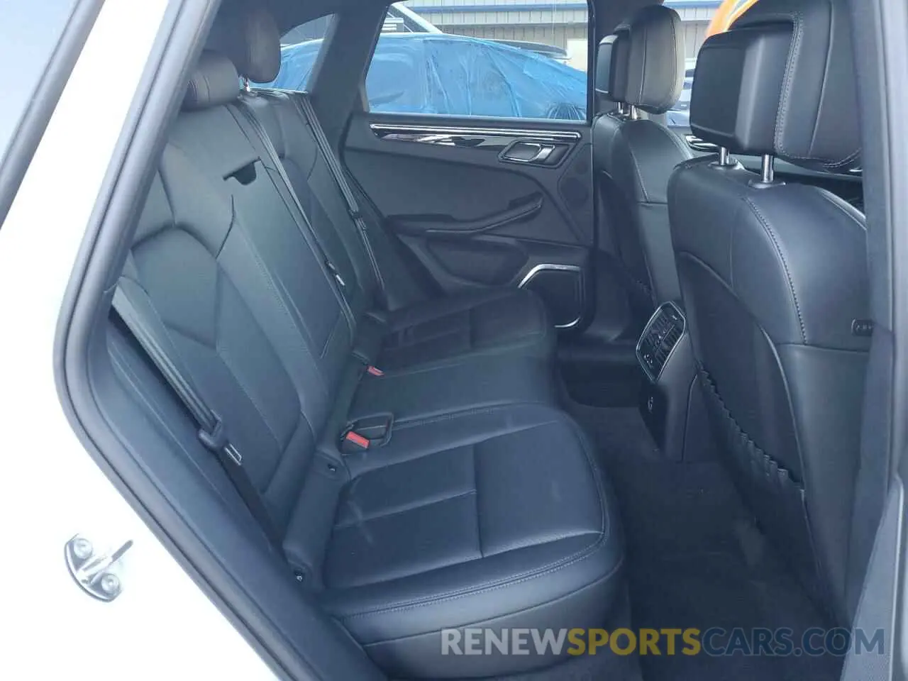 10 fotografías del automóvil dañado WP1AA2A58PLB09756 PORSCHE MACAN BASE 2023