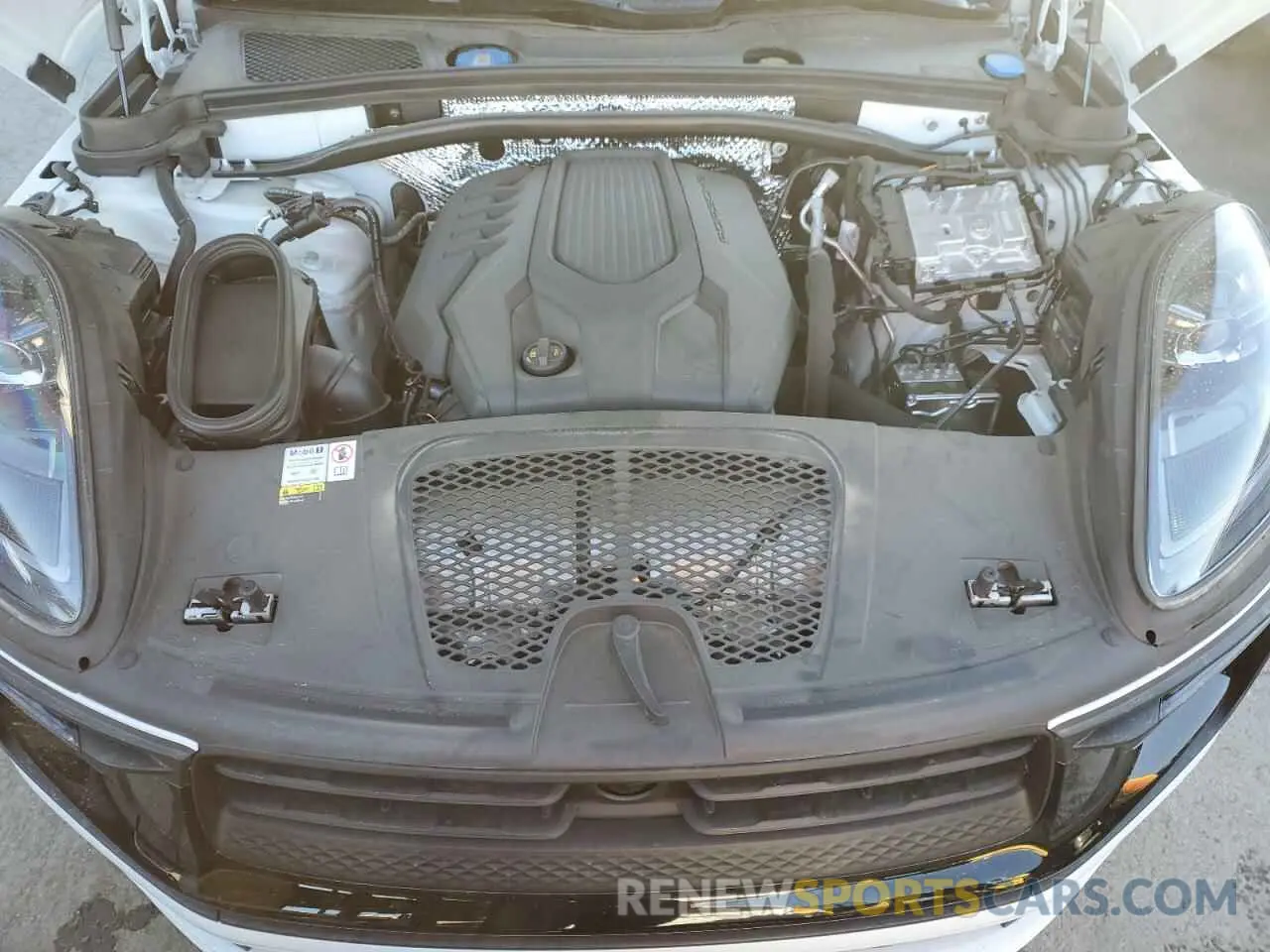 11 fotografías del automóvil dañado WP1AA2A58PLB09756 PORSCHE MACAN BASE 2023