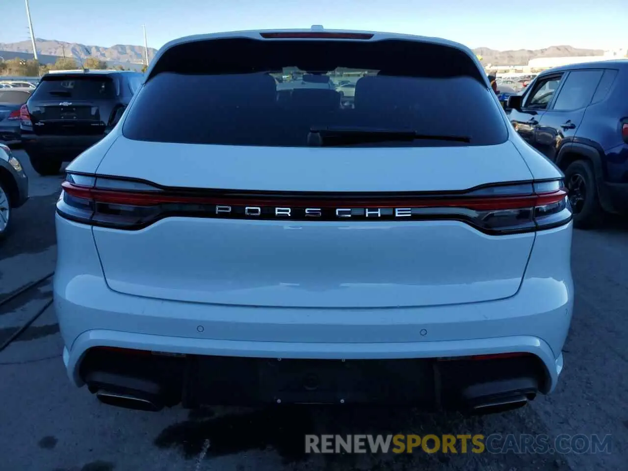 6 fotografías del automóvil dañado WP1AA2A58PLB09756 PORSCHE MACAN BASE 2023