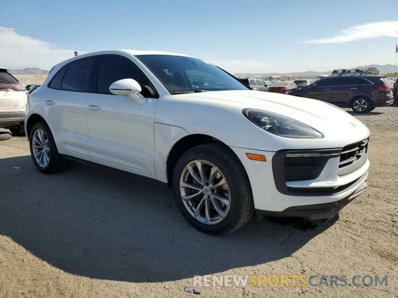 4 fotografías del automóvil dañado WP1AA2A59PLB10768 PORSCHE MACAN BASE 2023