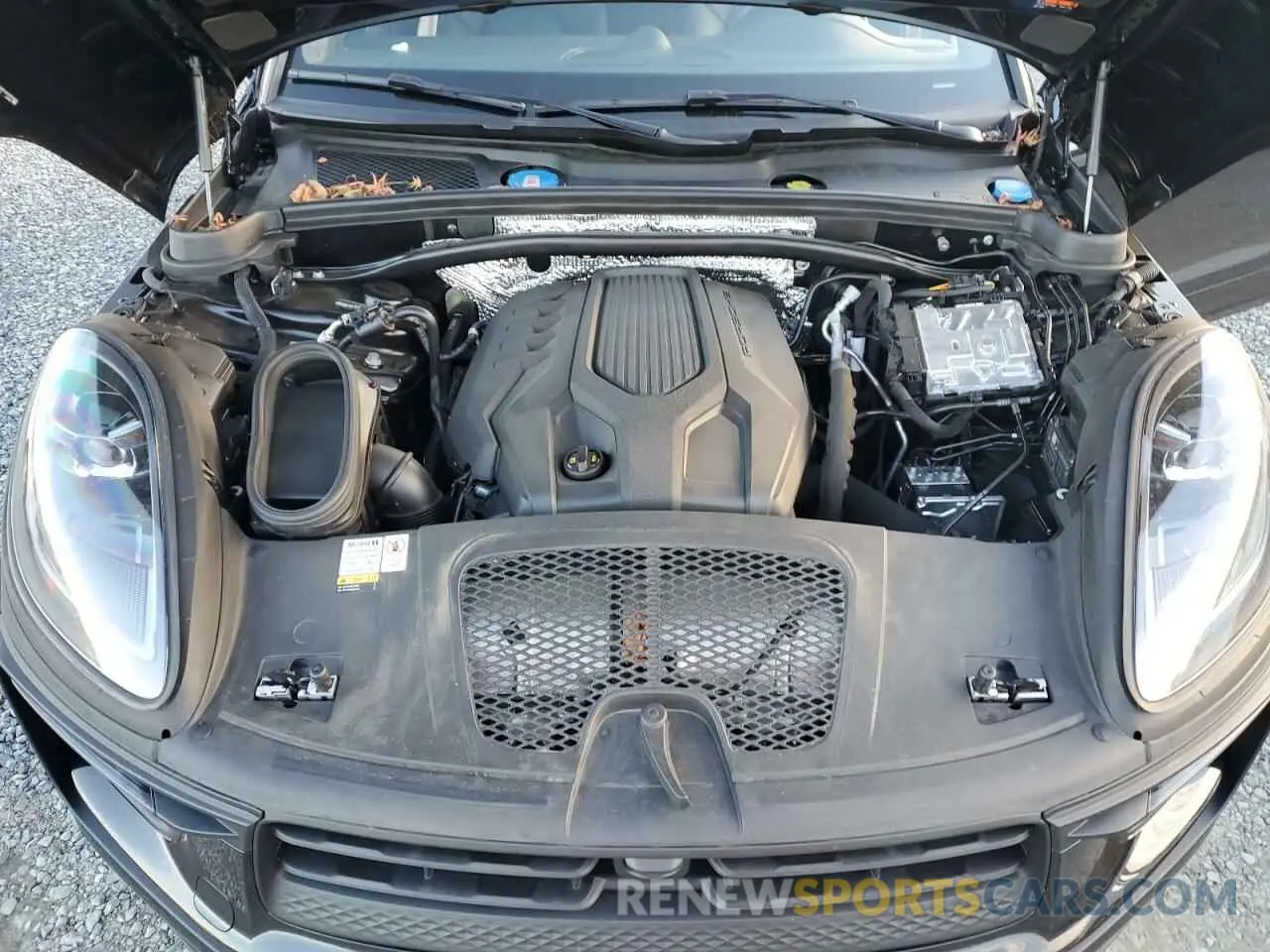 12 fotografías del automóvil dañado WP1AA2A59PLB19003 PORSCHE MACAN BASE 2023