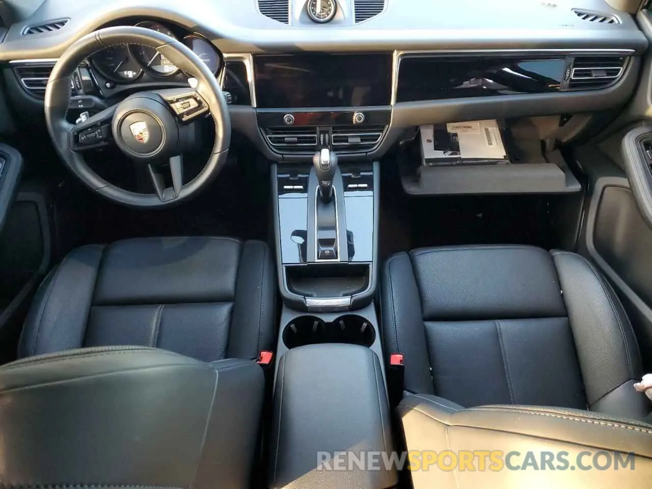 8 fotografías del automóvil dañado WP1AA2A59PLB19003 PORSCHE MACAN BASE 2023