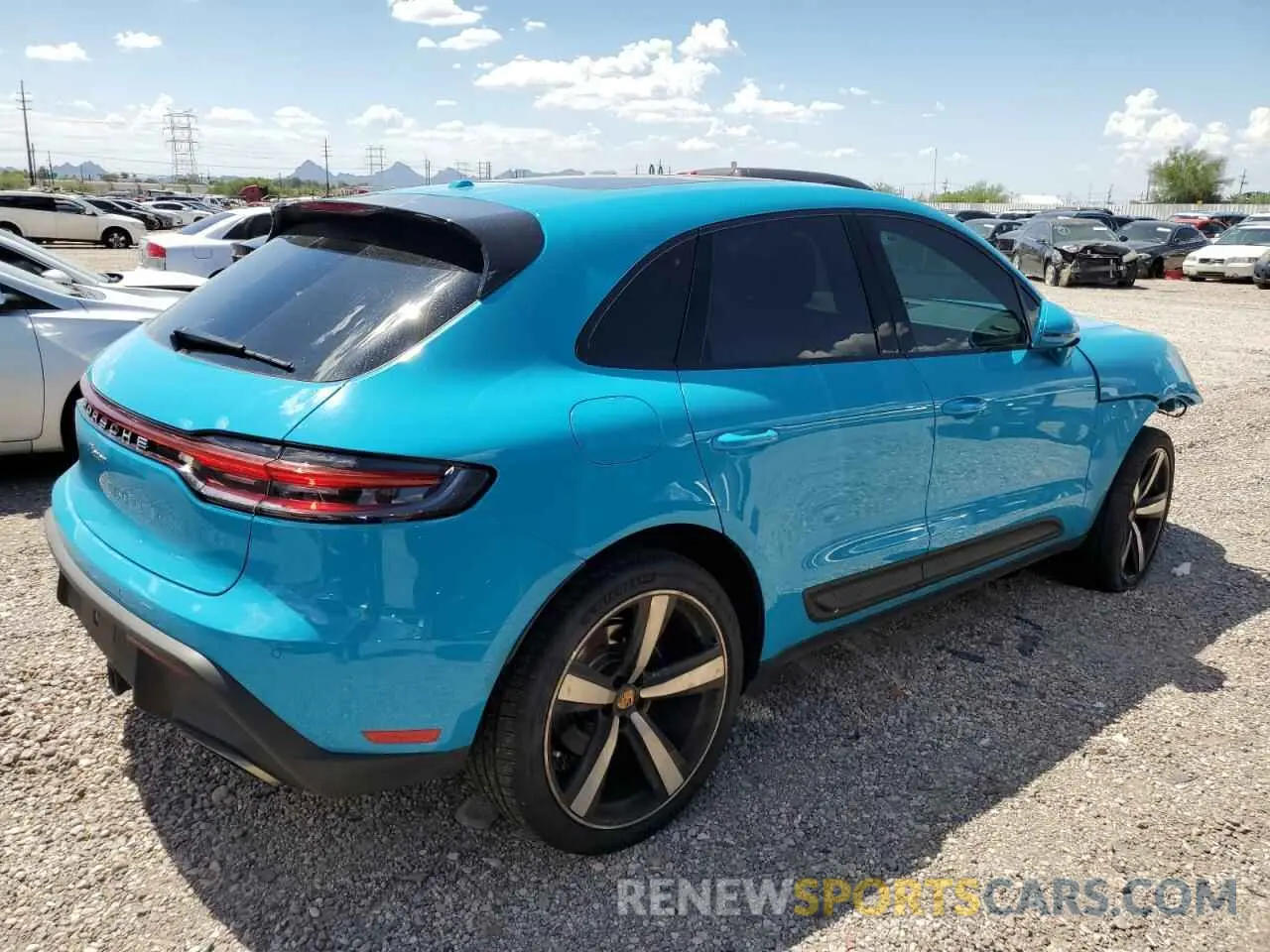 3 fotografías del automóvil dañado WP1AA2A5XPLB09144 PORSCHE MACAN BASE 2023