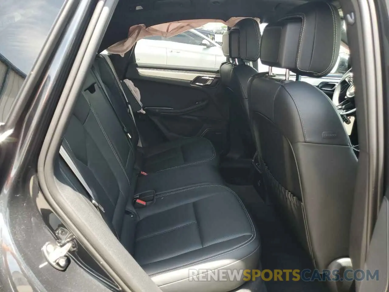 11 fotografías del automóvil dañado WP1AA2A50RLB02092 PORSCHE MACAN BASE 2024