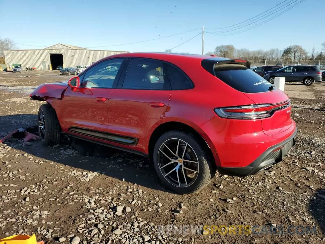 2 fotografías del automóvil dañado WP1AA2A50RLB17367 PORSCHE MACAN BASE 2024