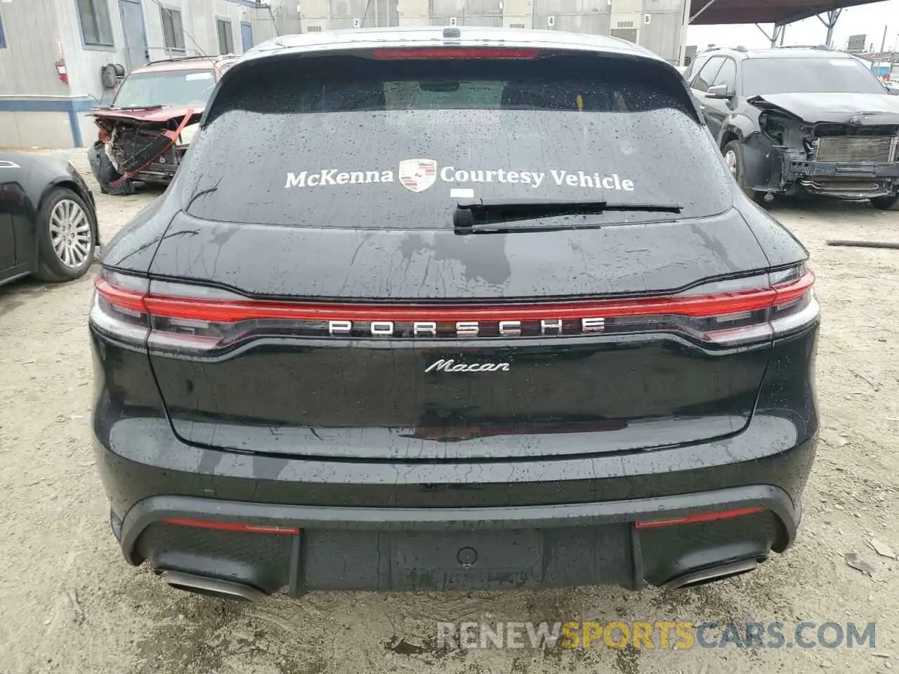 6 fotografías del automóvil dañado WP1AA2A51RLB12470 PORSCHE MACAN BASE 2024