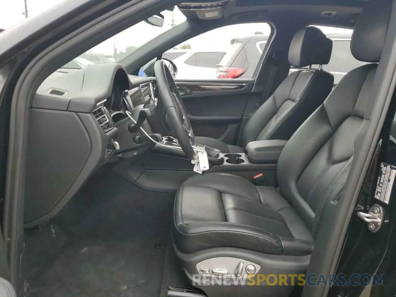 7 fotografías del automóvil dañado WP1AA2A51RLB12470 PORSCHE MACAN BASE 2024