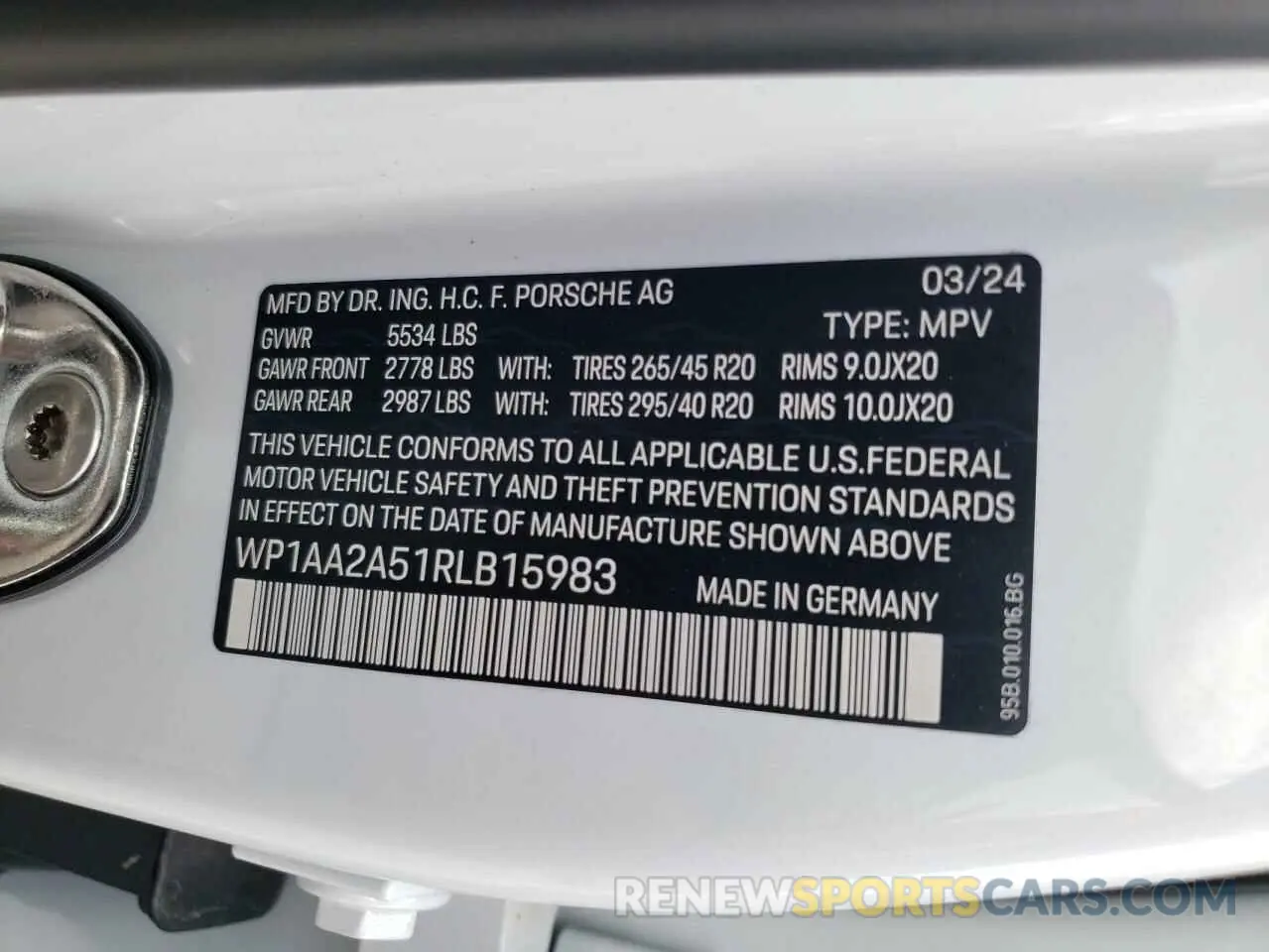 14 fotografías del automóvil dañado WP1AA2A51RLB15983 PORSCHE MACAN BASE 2024