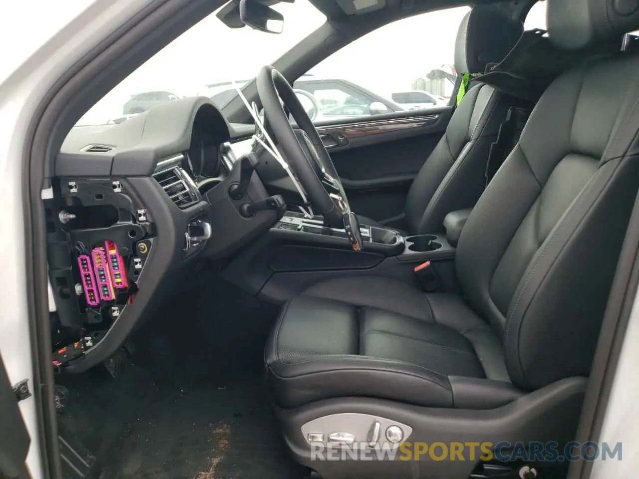 7 fotografías del automóvil dañado WP1AA2A51RLB15983 PORSCHE MACAN BASE 2024
