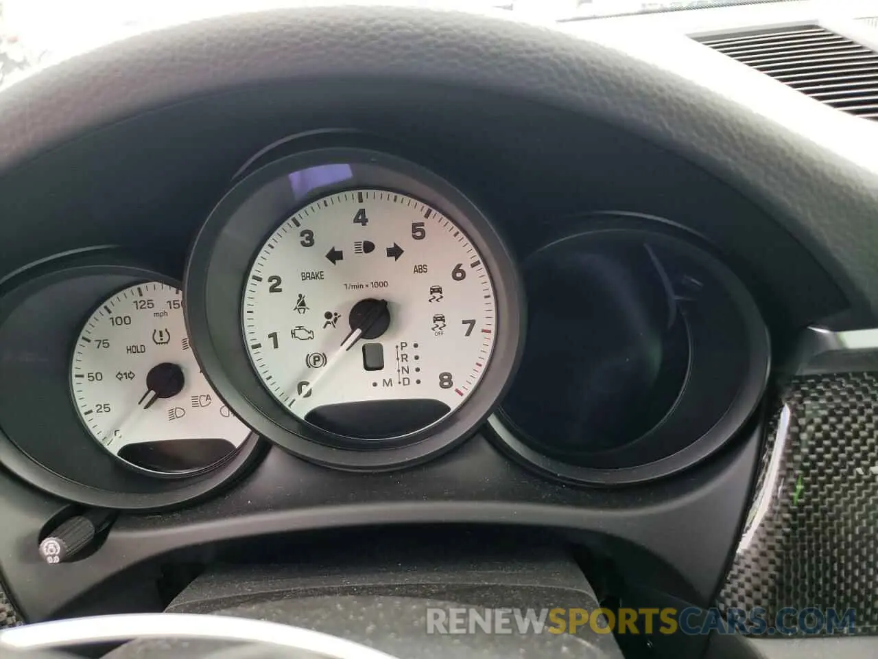 9 fotografías del automóvil dañado WP1AA2A51RLB15983 PORSCHE MACAN BASE 2024