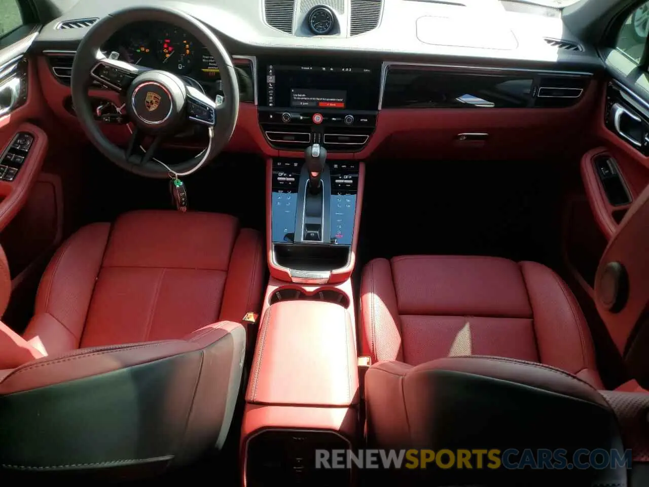 8 fotografías del automóvil dañado WP1AA2A51RLB20276 PORSCHE MACAN BASE 2024