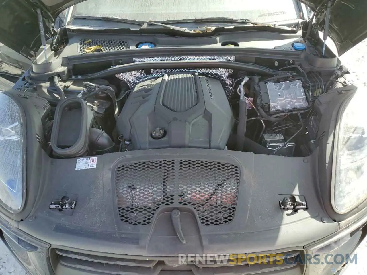 12 fotografías del automóvil dañado WP1AA2A52RLB05768 PORSCHE MACAN BASE 2024