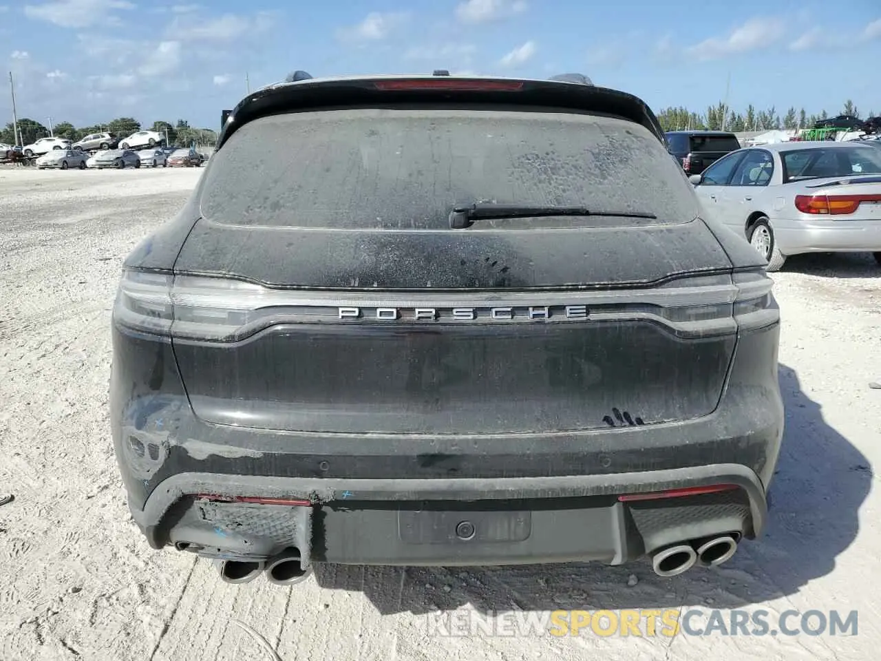 6 fotografías del automóvil dañado WP1AA2A52RLB05768 PORSCHE MACAN BASE 2024