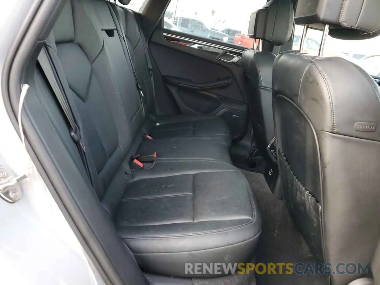 11 fotografías del automóvil dañado WP1AA2A53RLB11434 PORSCHE MACAN BASE 2024