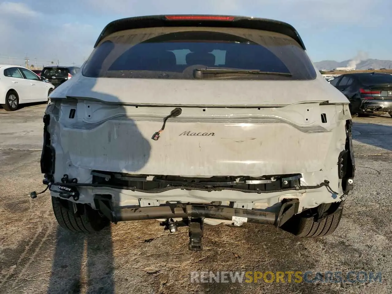 6 fotografías del automóvil dañado WP1AA2A53RLB11434 PORSCHE MACAN BASE 2024