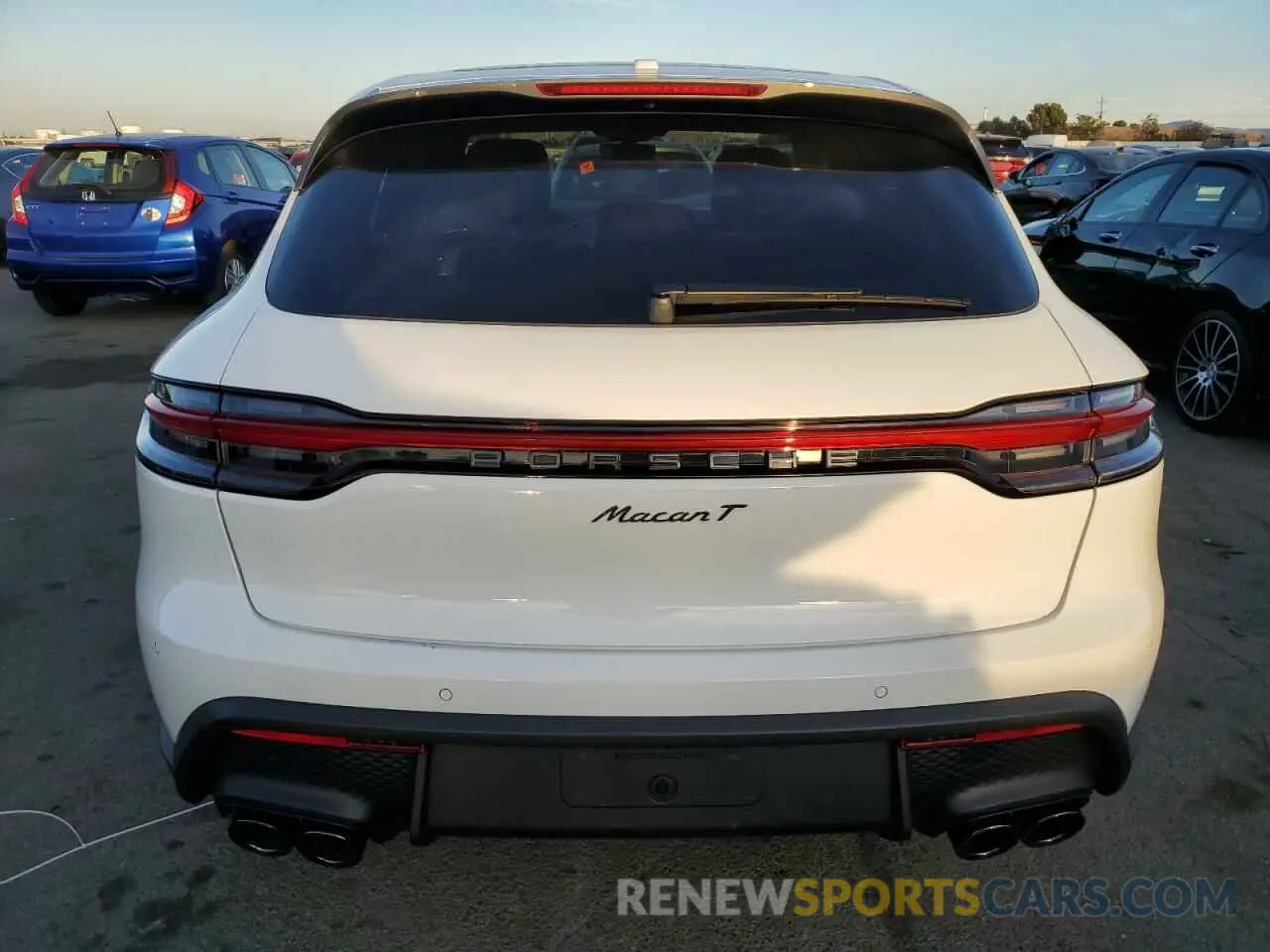 6 fotografías del automóvil dañado WP1AA2A53RLB17945 PORSCHE MACAN BASE 2024