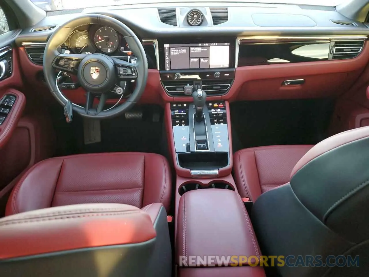 8 fotografías del automóvil dañado WP1AA2A53RLB17945 PORSCHE MACAN BASE 2024