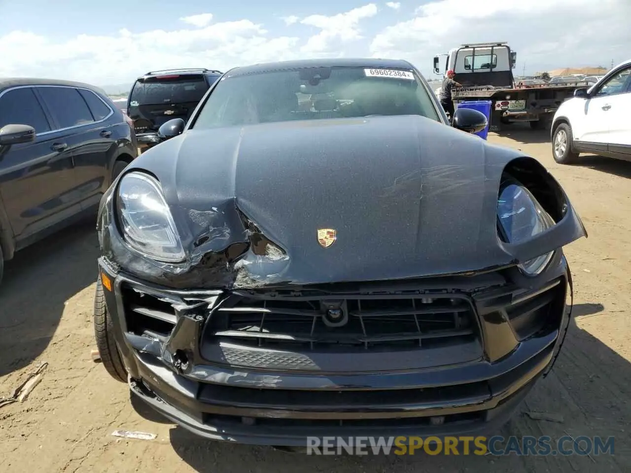 5 fotografías del automóvil dañado WP1AA2A54RLB13290 PORSCHE MACAN BASE 2024
