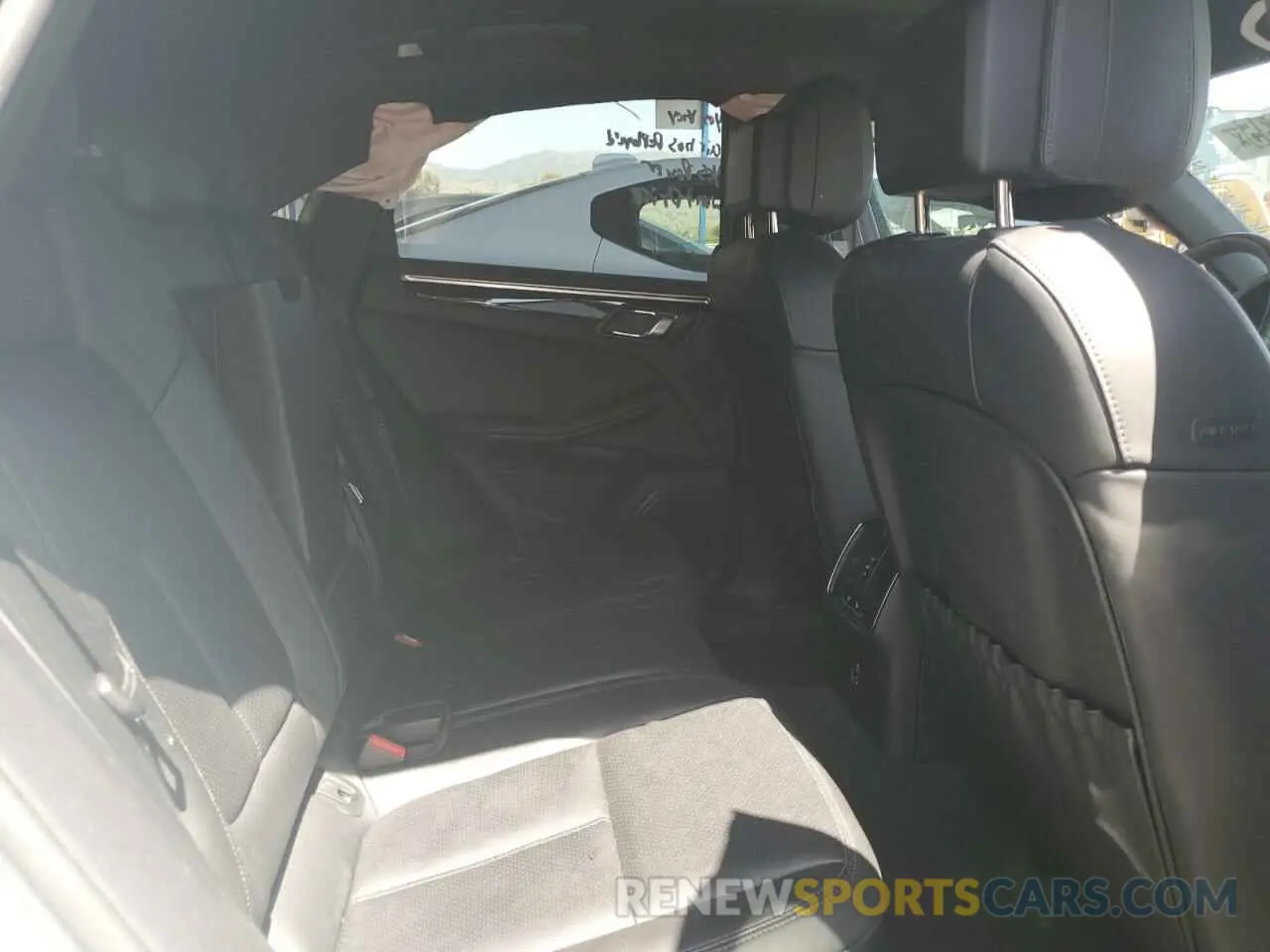 11 fotografías del automóvil dañado WP1AA2A55RLB16246 PORSCHE MACAN BASE 2024