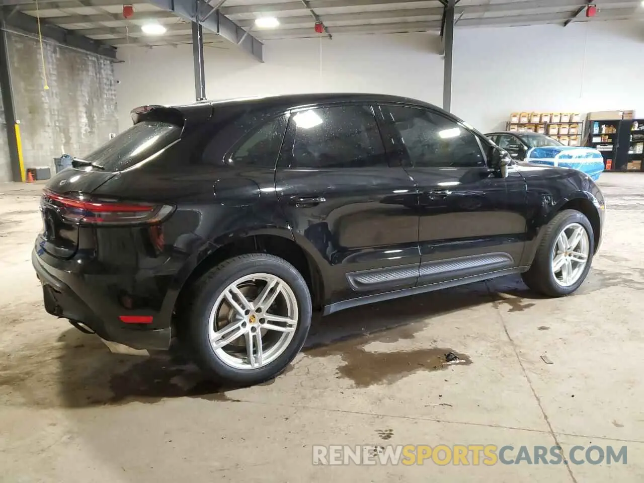 3 fotografías del automóvil dañado WP1AA2A56RLB00993 PORSCHE MACAN BASE 2024