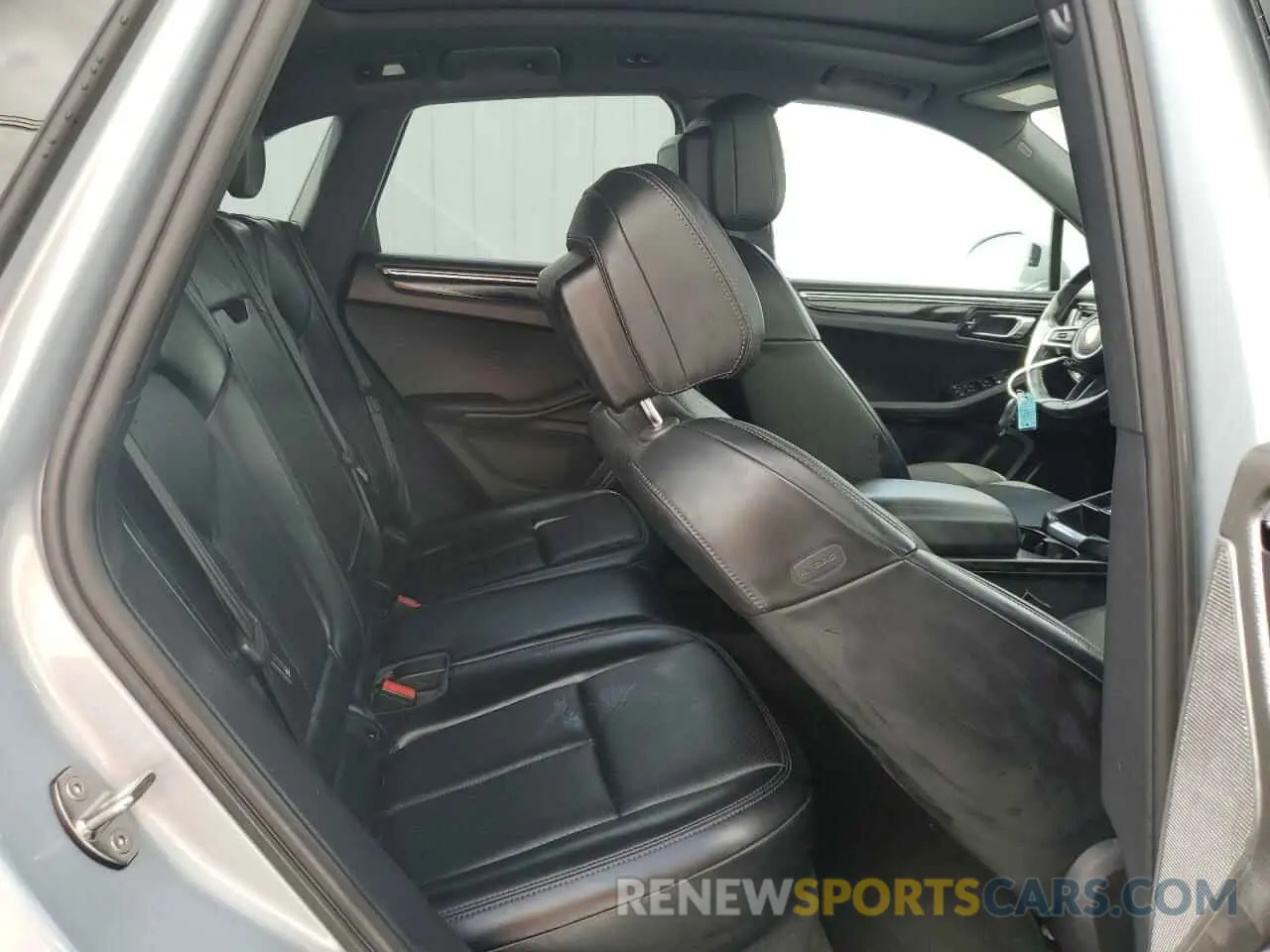 11 fotografías del automóvil dañado WP1AA2A59RLB07100 PORSCHE MACAN BASE 2024