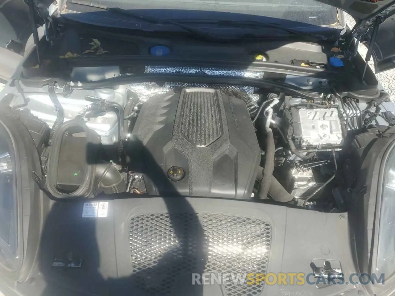 12 fotografías del automóvil dañado WP1AA2A59RLB07100 PORSCHE MACAN BASE 2024