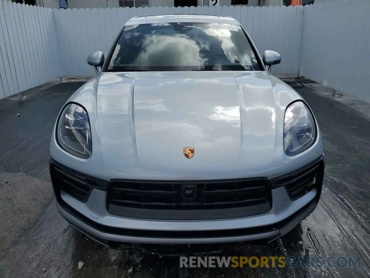 5 fotografías del automóvil dañado WP1AA2A59RLB07100 PORSCHE MACAN BASE 2024