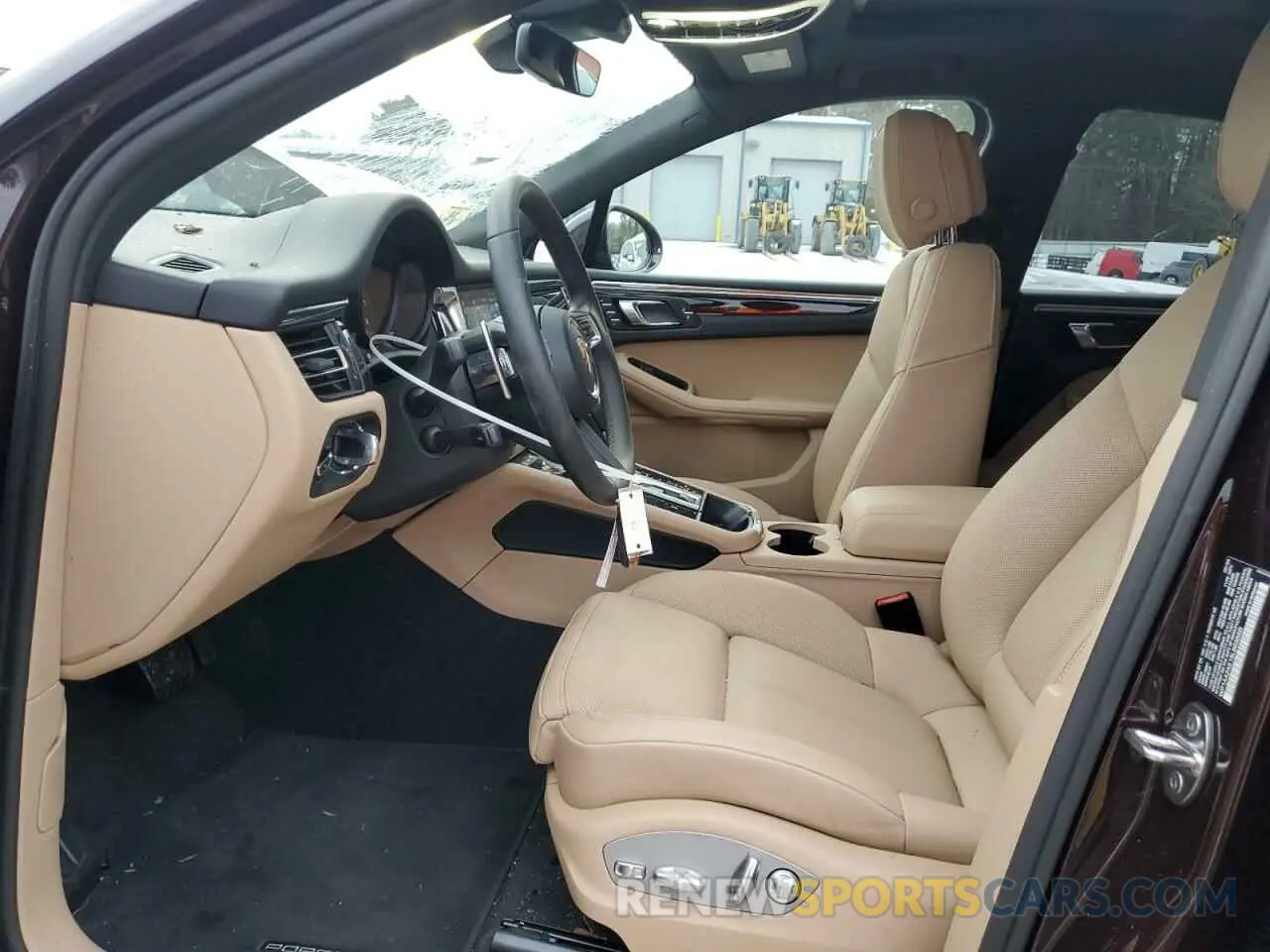 7 fotografías del automóvil dañado WP1AA2A51SLB03550 PORSCHE MACAN BASE 2025