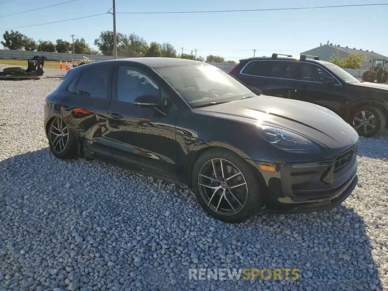 4 fotografías del automóvil dañado WP1AA2A57SLB01530 PORSCHE MACAN BASE 2025