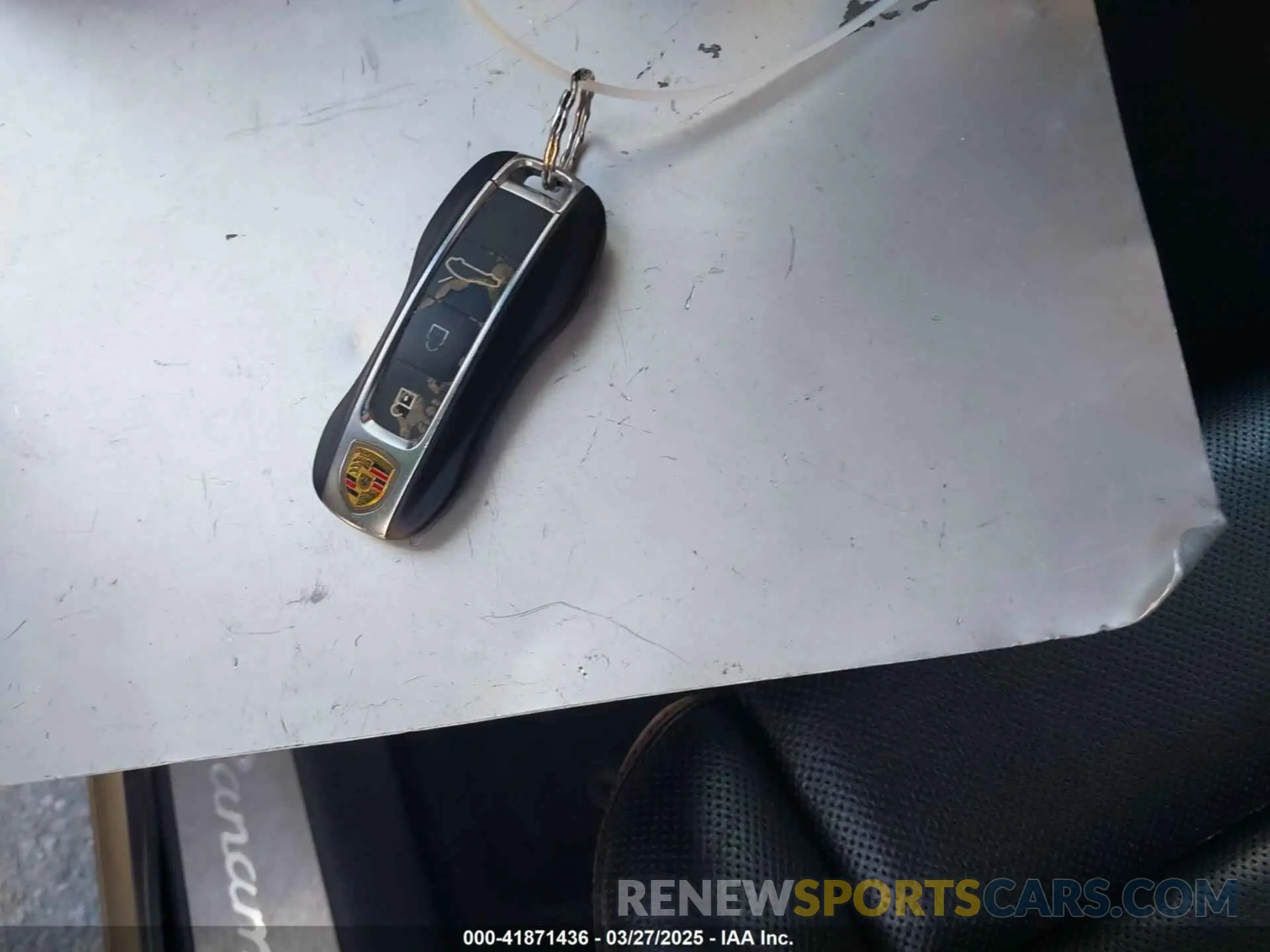 11 fotografías del automóvil dañado WP0AA2A76KL100470 PORSCHE PANAMERA 2019
