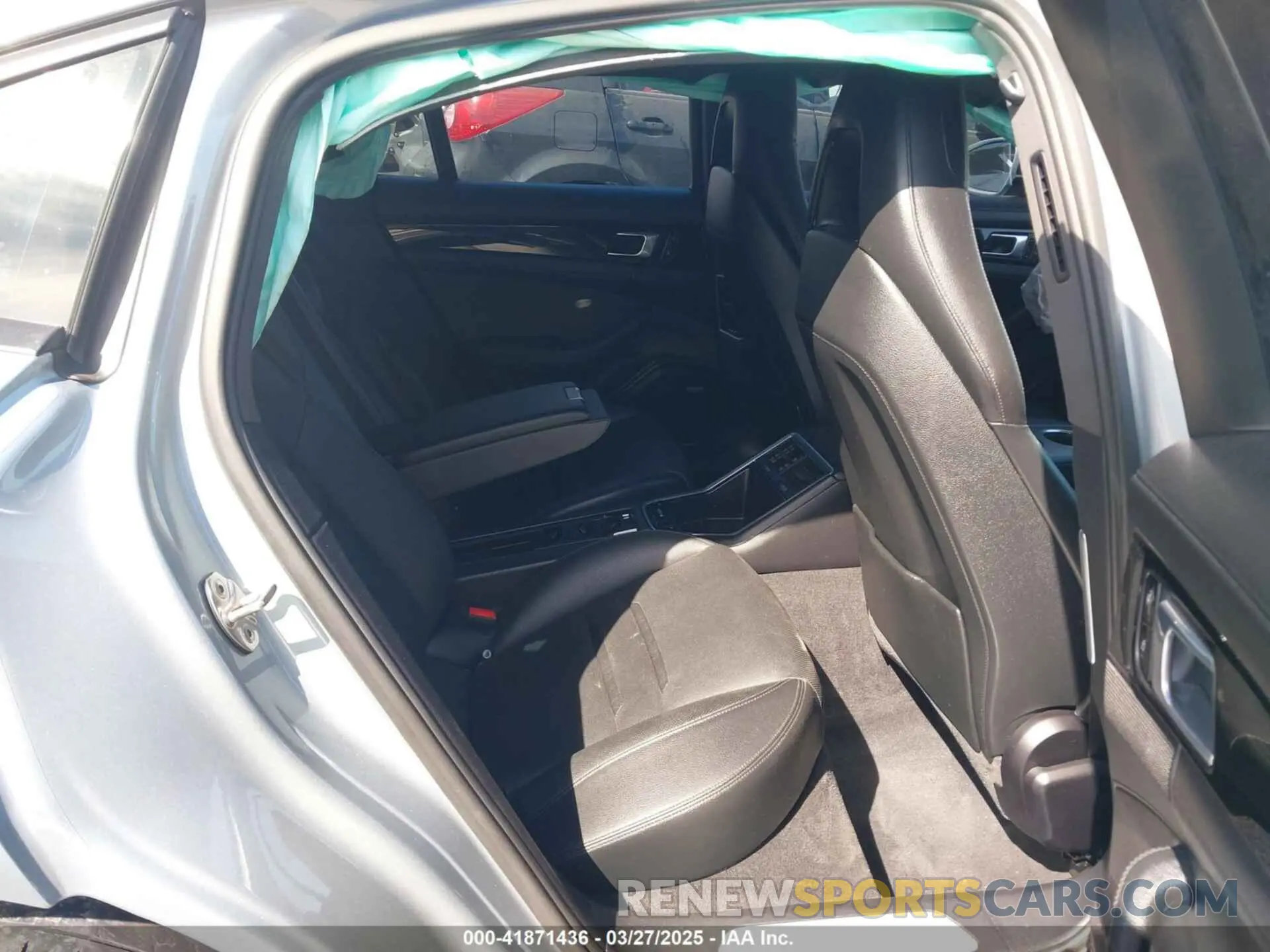 8 fotografías del automóvil dañado WP0AA2A76KL100470 PORSCHE PANAMERA 2019