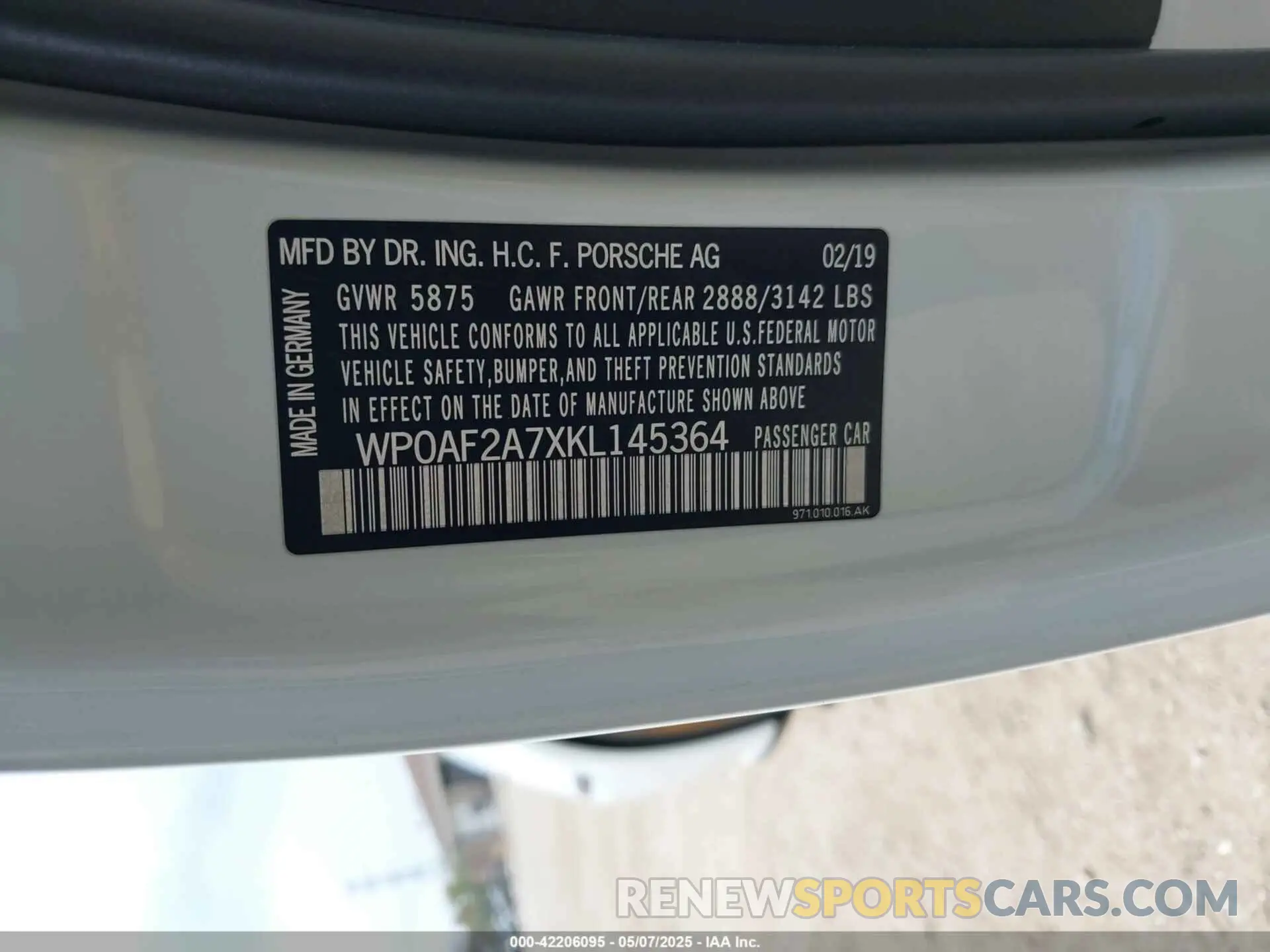 9 fotografías del automóvil dañado WP0AF2A7XKL145364 PORSCHE PANAMERA 2019