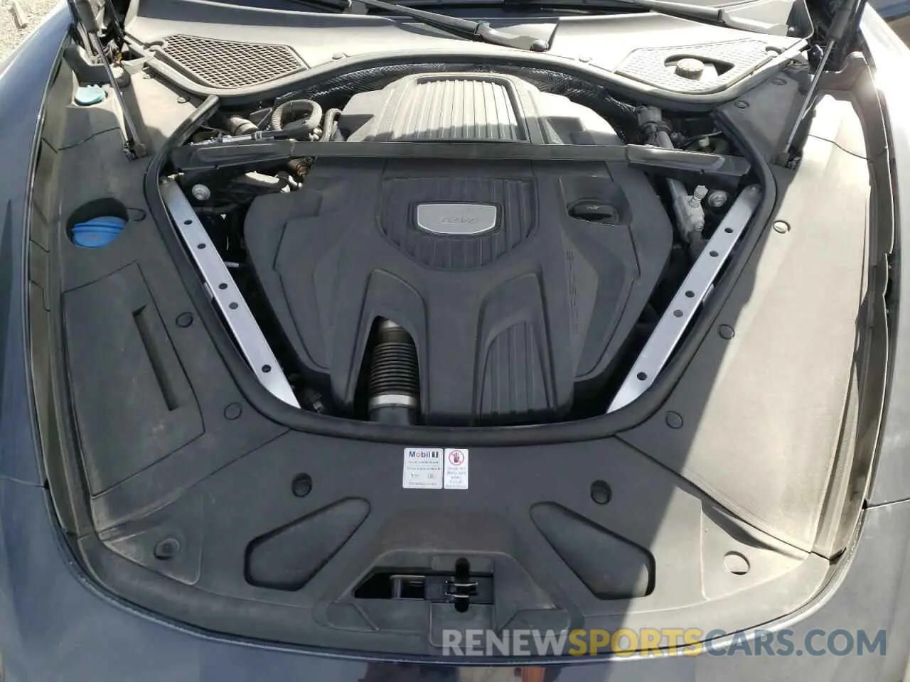 11 fotografías del automóvil dañado WP0AA2A74LL103143 PORSCHE PANAMERA 2020