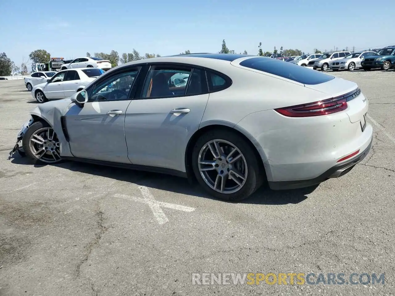 2 fotografías del automóvil dañado WP0AA2A76LL100597 PORSCHE PANAMERA 2020