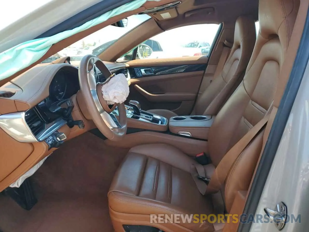 7 fotografías del automóvil dañado WP0AA2A76LL100597 PORSCHE PANAMERA 2020