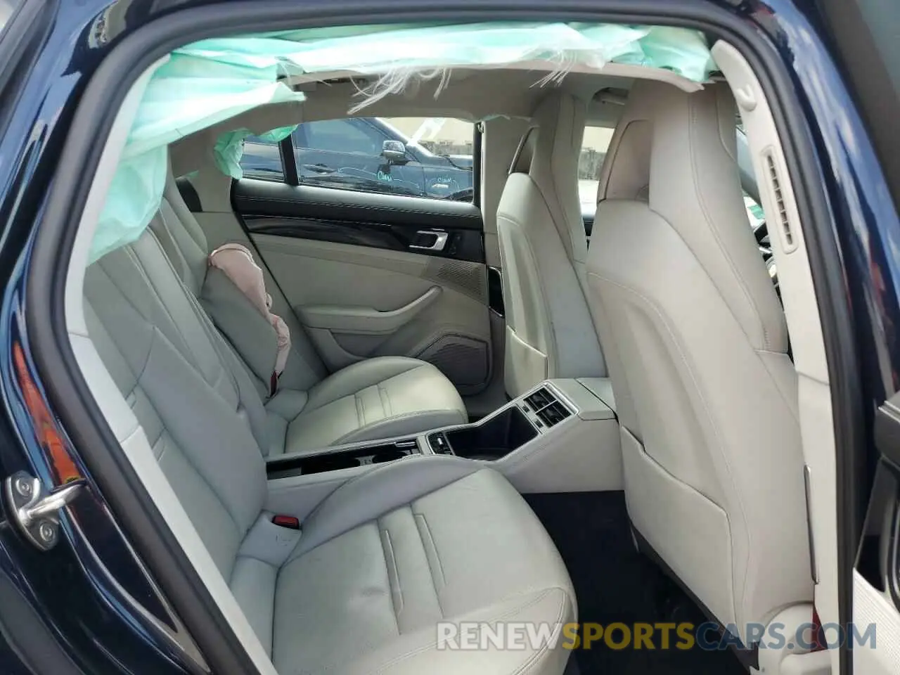 10 fotografías del automóvil dañado WP0AA2A76LL103709 PORSCHE PANAMERA 2020